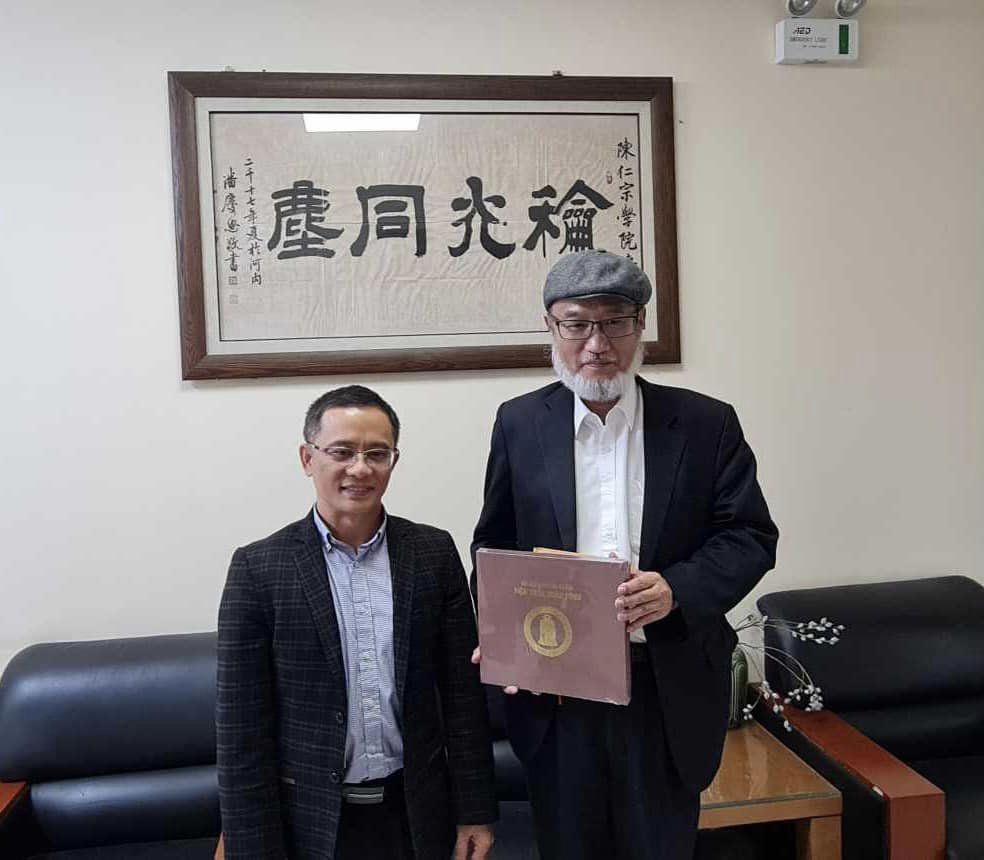 林從一校長_右_拜會越南河內國家大學陳仁宗學院